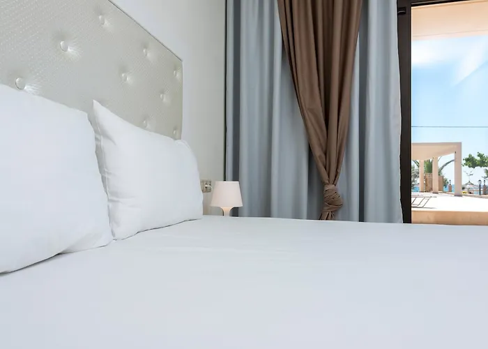 Отель Blue View 3*